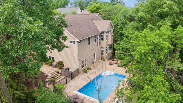 3958 Greystone Ridge, Eagan, MN 55122