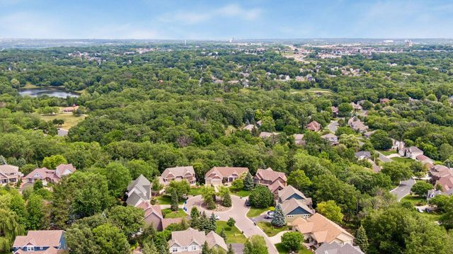 3958 Greystone Ridge, Eagan, MN 55122