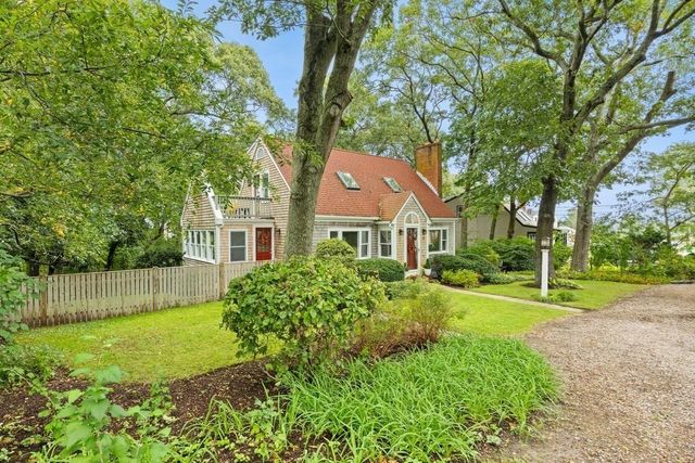 74 Arboretum Rd, Plymouth, MA 02360