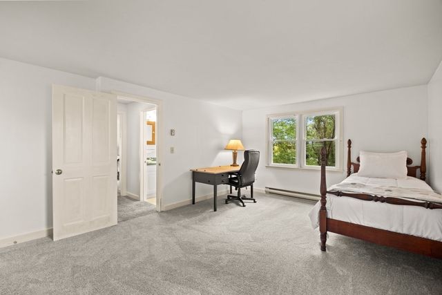 74 Arboretum Rd, Plymouth, MA 02360