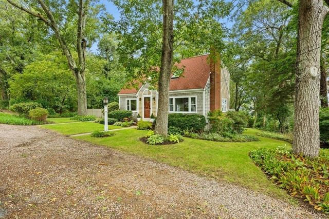74 Arboretum Rd, Plymouth, MA 02360