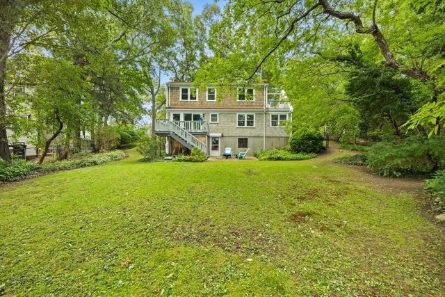 74 Arboretum Rd, Plymouth, MA 02360