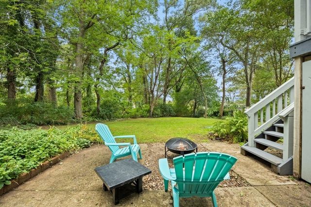 74 Arboretum Rd, Plymouth, MA 02360