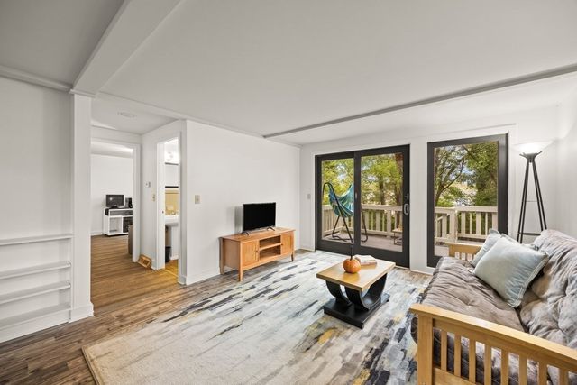 74 Arboretum Rd, Plymouth, MA 02360