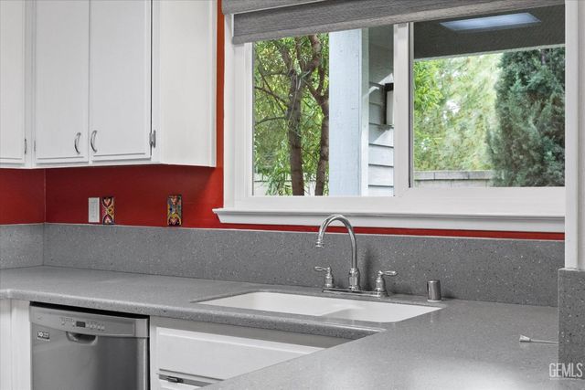 8000 Kroll Way 56, Bakersfield, CA 93311