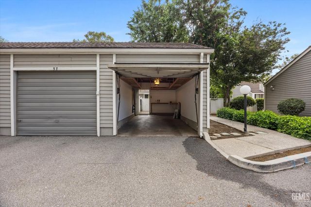 8000 Kroll Way 56, Bakersfield, CA 93311