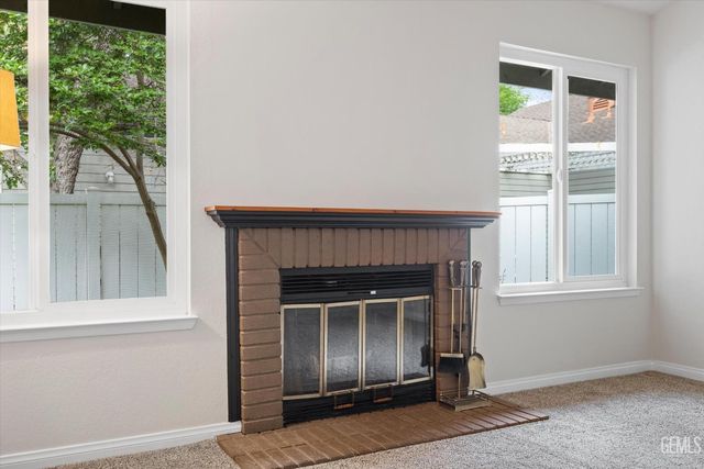 8000 Kroll Way 56, Bakersfield, CA 93311