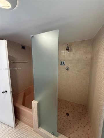 5255 Collins Ave 7B, Miami Beach, FL 33140