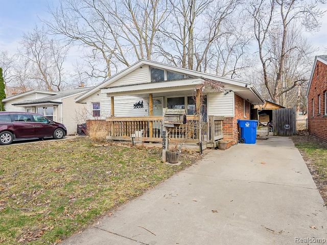 25038 Annapolis Street, Dearborn Heights, MI 48125