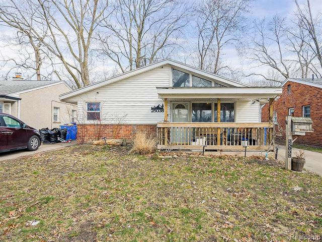 25038 Annapolis Street, Dearborn Heights, MI 48125