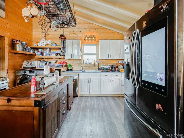 25038 Annapolis Street, Dearborn Heights, MI 48125