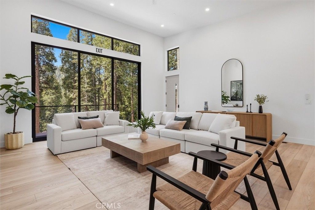 Image 12 of property listing at 7175 Yosemite Park, Yosemite, CA 95389