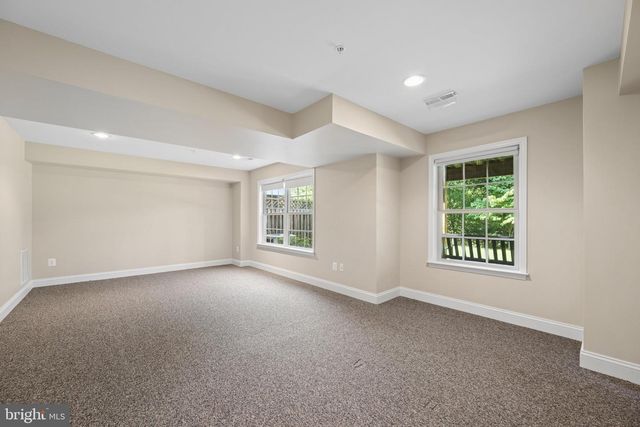 2605 MILL RACE RD, Frederick, MD 21701
