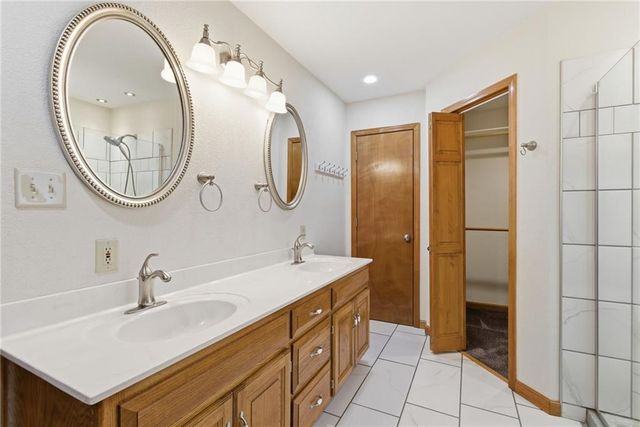 507 Larkin Court, Warrensburg, MO 64093