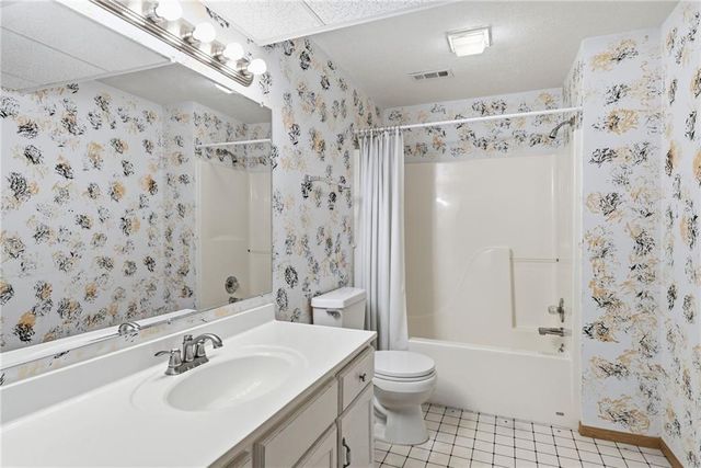 507 Larkin Court, Warrensburg, MO 64093