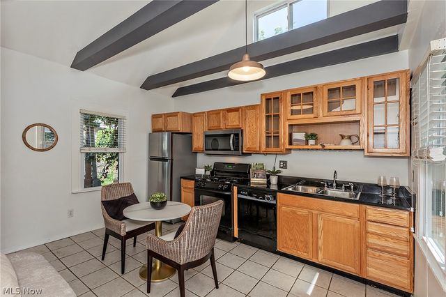 750 Brayton Avenue, Cleveland, OH 44113