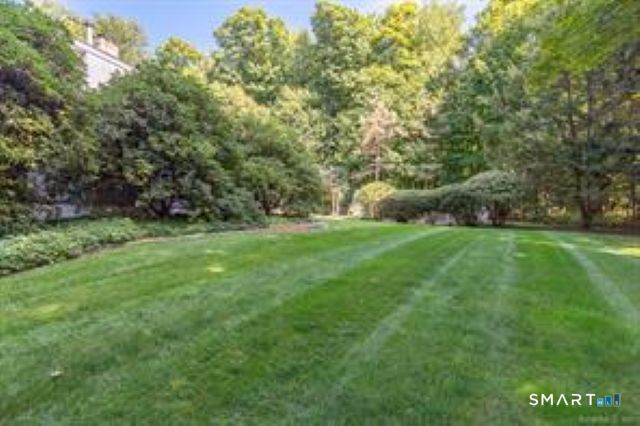 29 Pease Road, Woodbridge, CT 06525