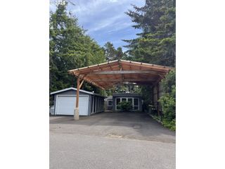 1600 RHODODENDRON Dr 171, Florence, OR 97439