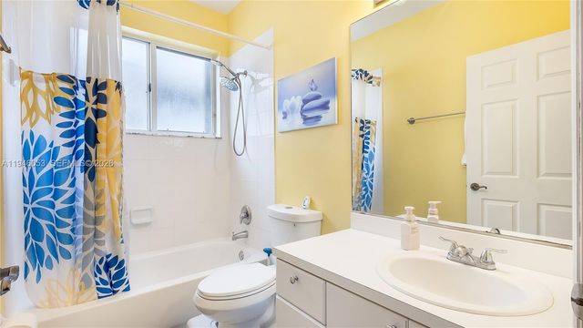 1884 SE 19th St, Homestead, FL 33035