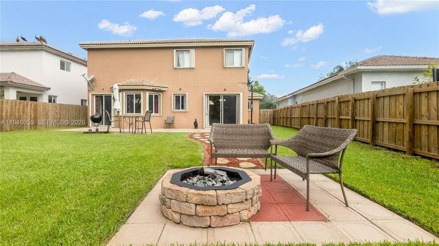 1884 SE 19th St, Homestead, FL 33035