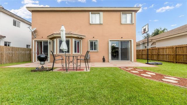 1884 SE 19th St, Homestead, FL 33035