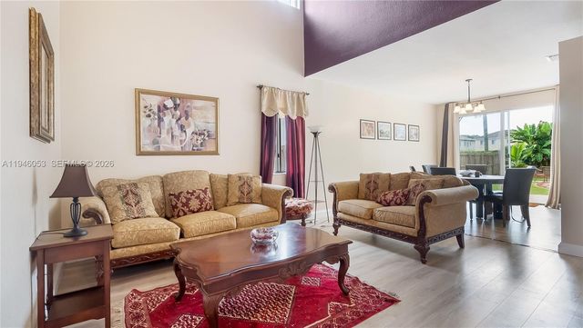 1884 SE 19th St, Homestead, FL 33035