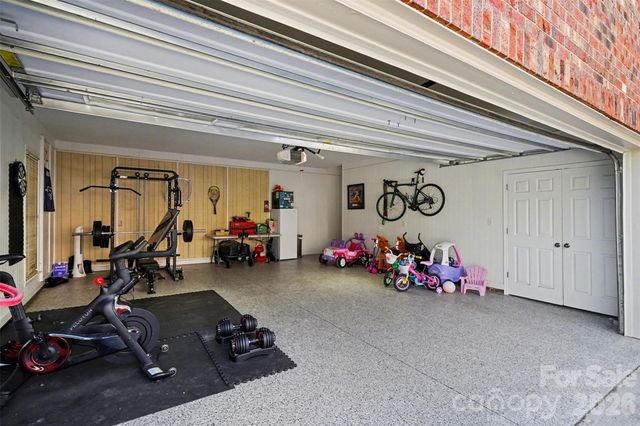 9800 Moody Court, Harrisburg, NC 28075