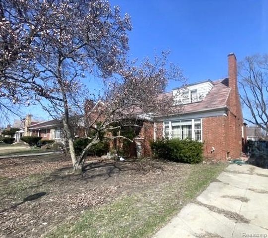 19160 Prairie Street, Detroit, MI 48221