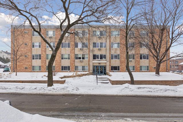 4400 Upton Avenue S 102, Minneapolis, MN 55410