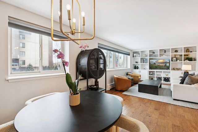 4400 Upton Avenue S 102, Minneapolis, MN 55410