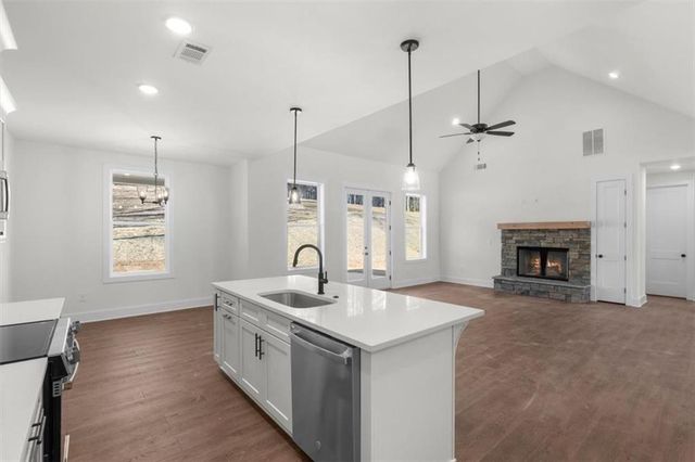7 Everwood Court SE, Rome, GA 30161