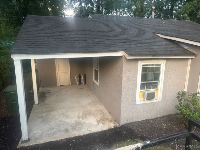 3827 EDGAR D NIXON Avenue, Montgomery, AL 36105