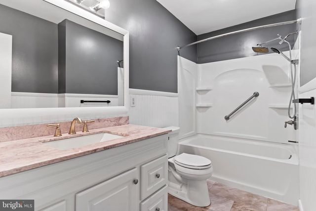 15 CAMPBELL PLACE, Camp Hill, PA 17011
