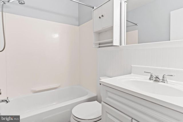 15 CAMPBELL PLACE, Camp Hill, PA 17011