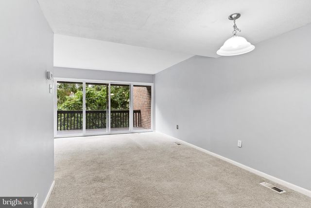 15 CAMPBELL PLACE, Camp Hill, PA 17011