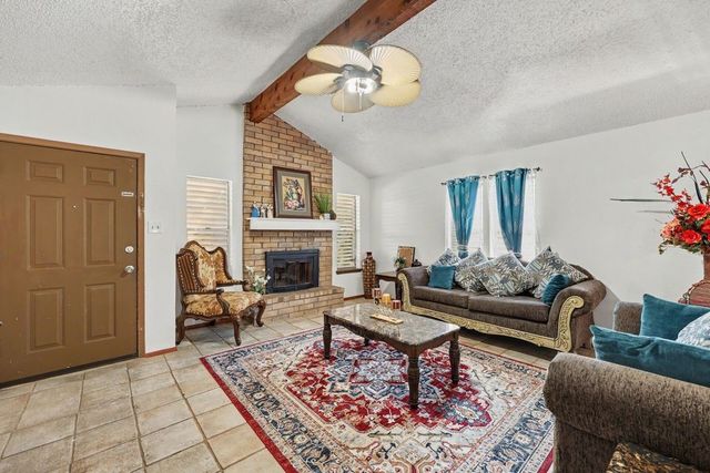 2721 Allencrest Dr, Corpus Christi, TX 78415