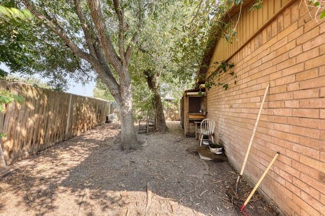 2721 Allencrest Dr, Corpus Christi, TX 78415