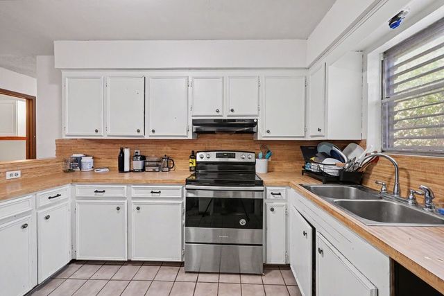 2721 Allencrest Dr, Corpus Christi, TX 78415