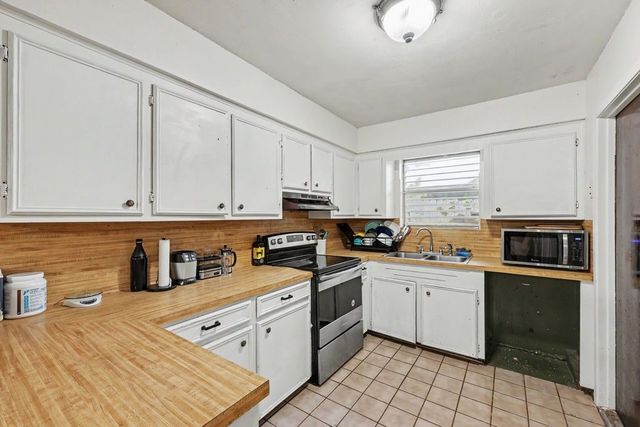 2721 Allencrest Dr, Corpus Christi, TX 78415