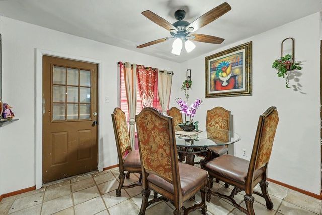 2721 Allencrest Dr, Corpus Christi, TX 78415