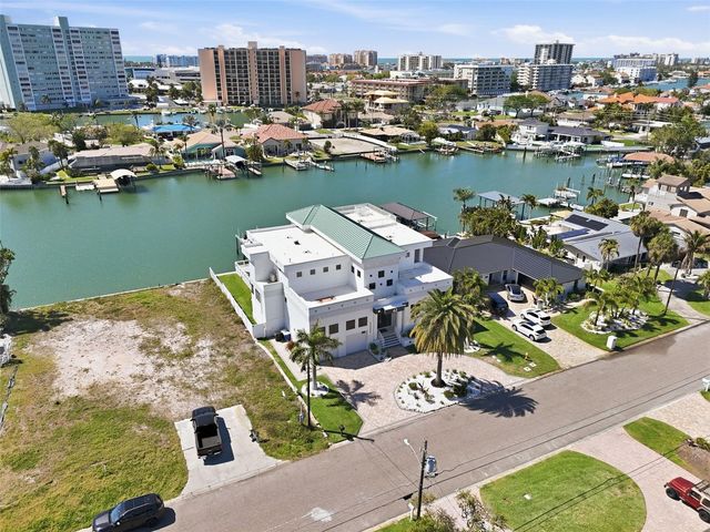 42 MIDWAY ISLAND, Clearwater, FL 33767