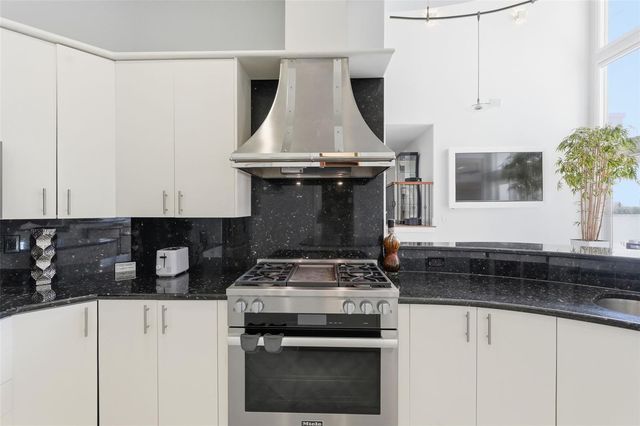 42 MIDWAY ISLAND, Clearwater, FL 33767