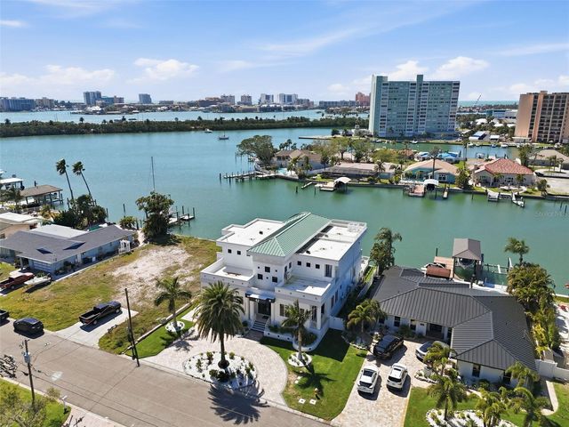 42 MIDWAY ISLAND, Clearwater, FL 33767