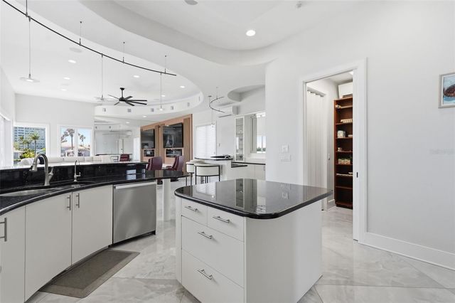 42 MIDWAY ISLAND, Clearwater, FL 33767