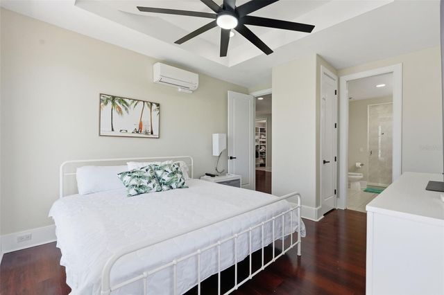 42 MIDWAY ISLAND, Clearwater, FL 33767