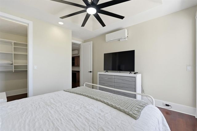 42 MIDWAY ISLAND, Clearwater, FL 33767