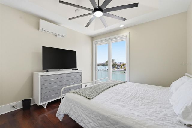 42 MIDWAY ISLAND, Clearwater, FL 33767