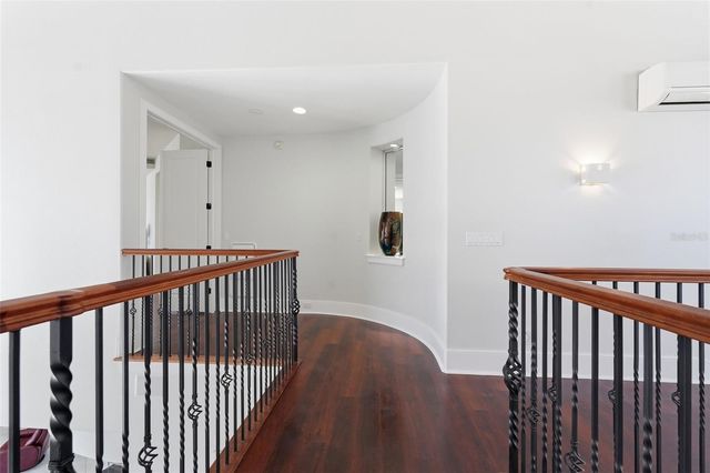 42 MIDWAY ISLAND, Clearwater, FL 33767