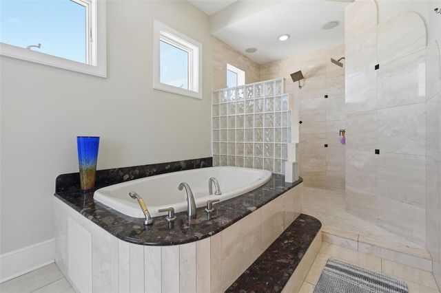 42 MIDWAY ISLAND, Clearwater, FL 33767