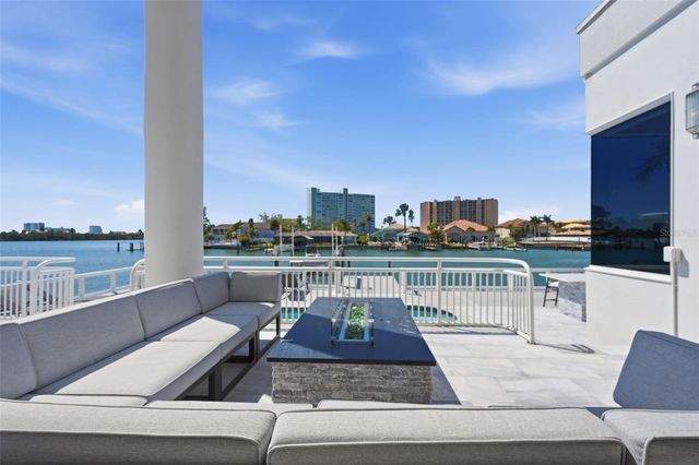 42 MIDWAY ISLAND, Clearwater, FL 33767